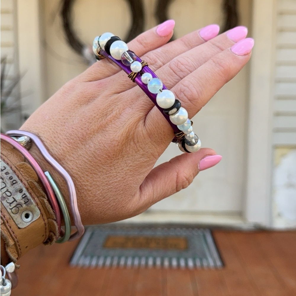 Pearl and Purple Bead Women's Bracelet - Unbranded